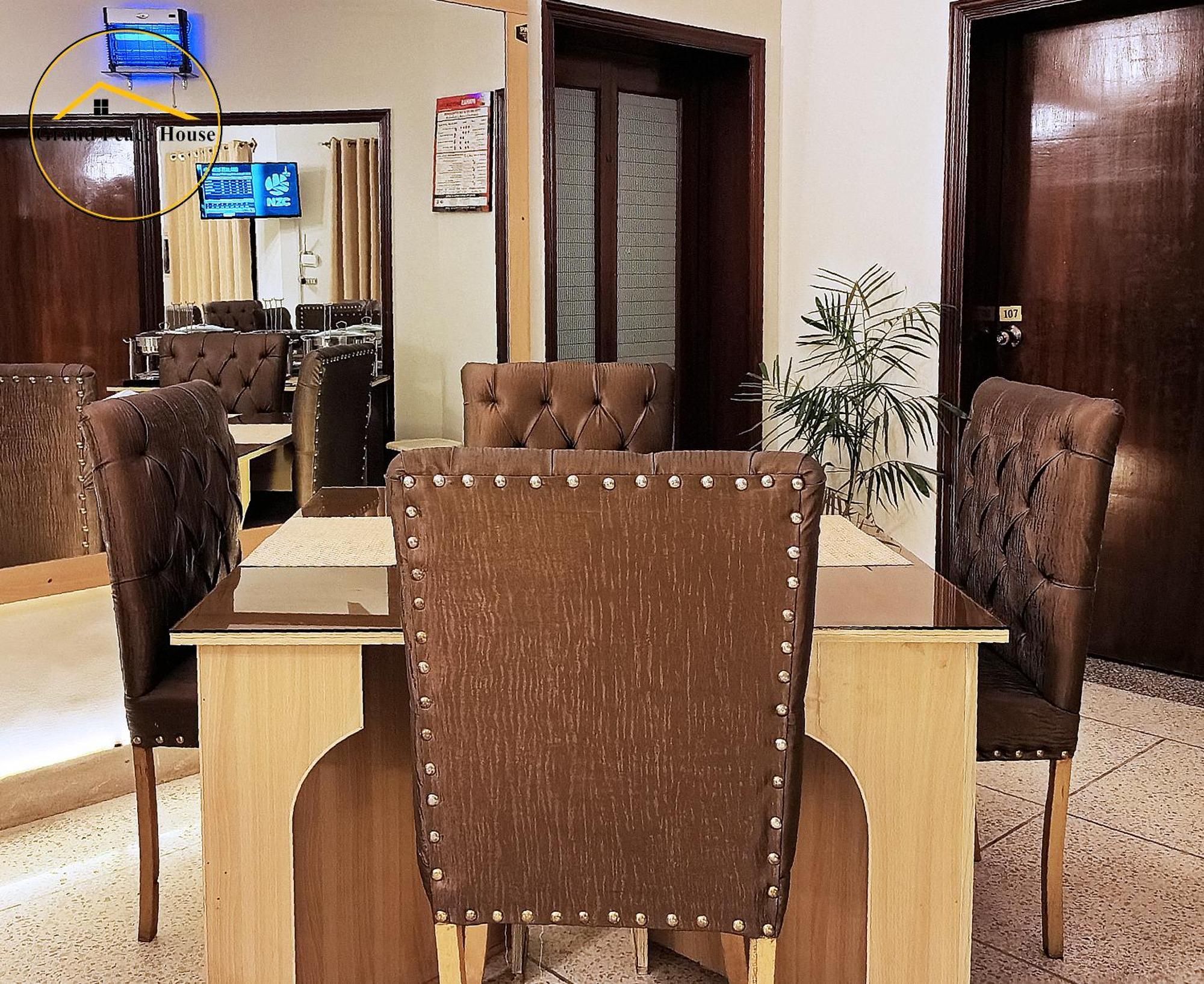 Grand Peace House II Bed & Breakfast İslamabad Dış mekan fotoğraf