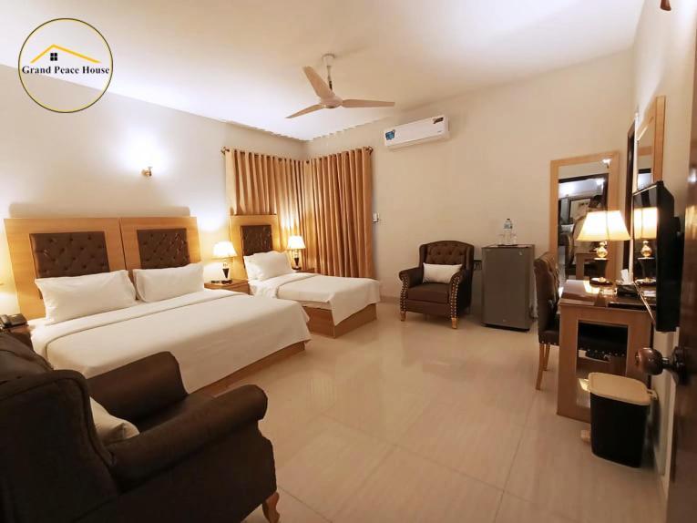 Grand Peace House II Bed & Breakfast İslamabad Dış mekan fotoğraf