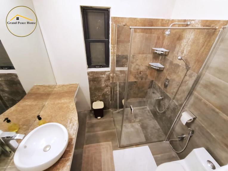 Grand Peace House II Bed & Breakfast İslamabad Dış mekan fotoğraf