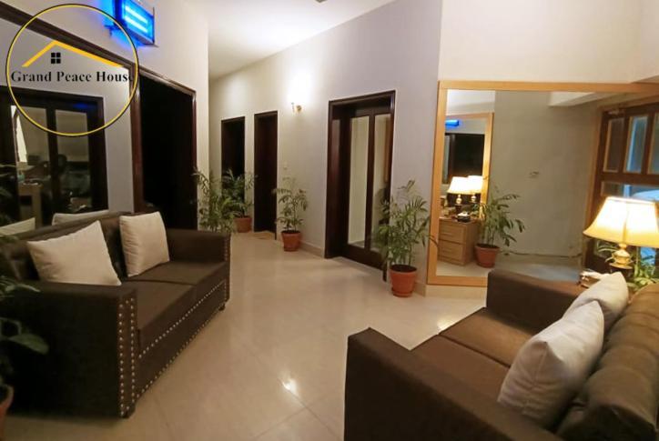 Grand Peace House II Bed & Breakfast İslamabad Dış mekan fotoğraf
