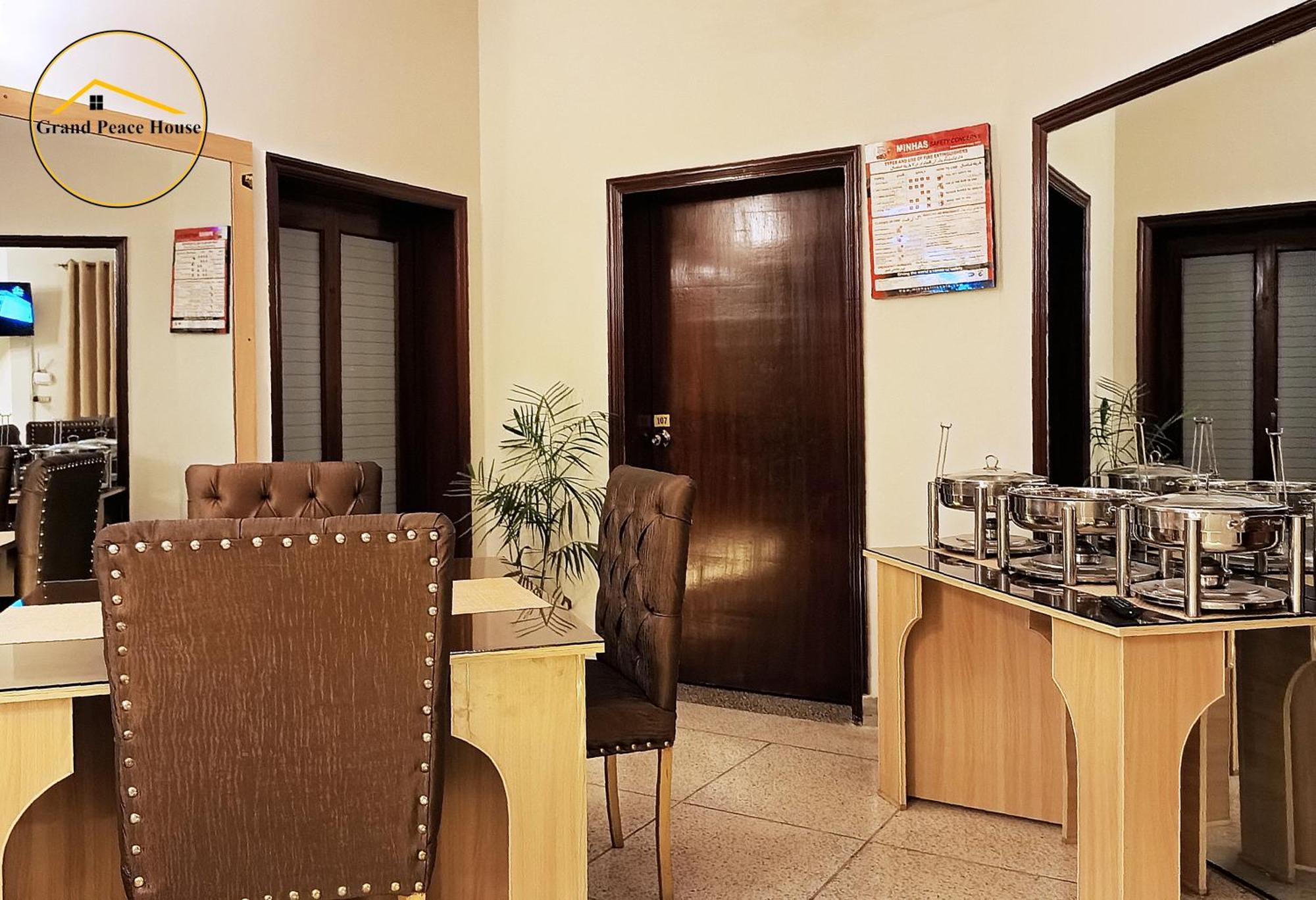 Grand Peace House II Bed & Breakfast İslamabad Dış mekan fotoğraf